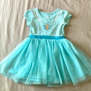 Girls dress